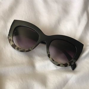 Free People Black to Tortoise Sunnies
